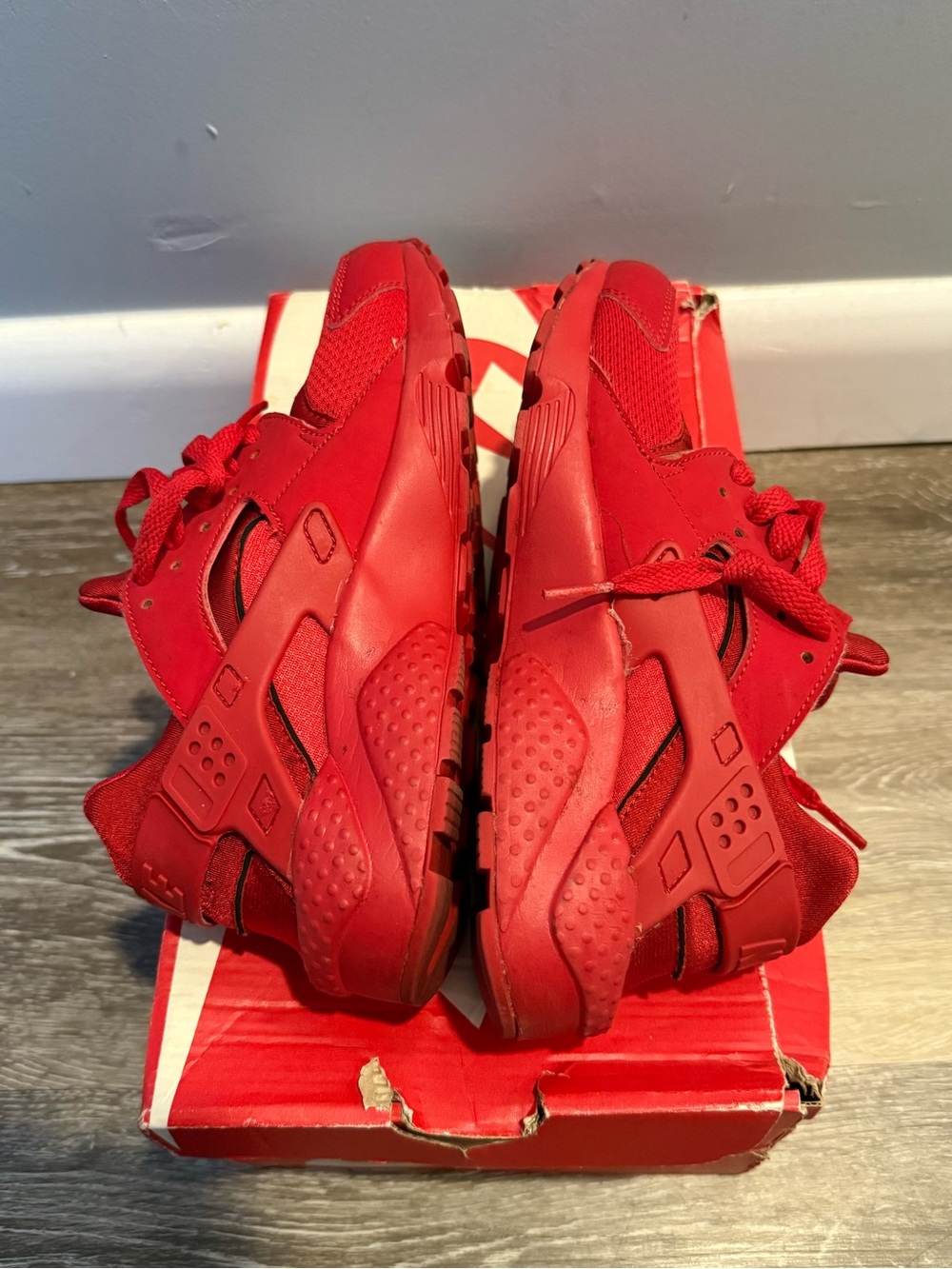 Nike Huarache Big Kids Size 4.5 Y - Picture 4 of 7
